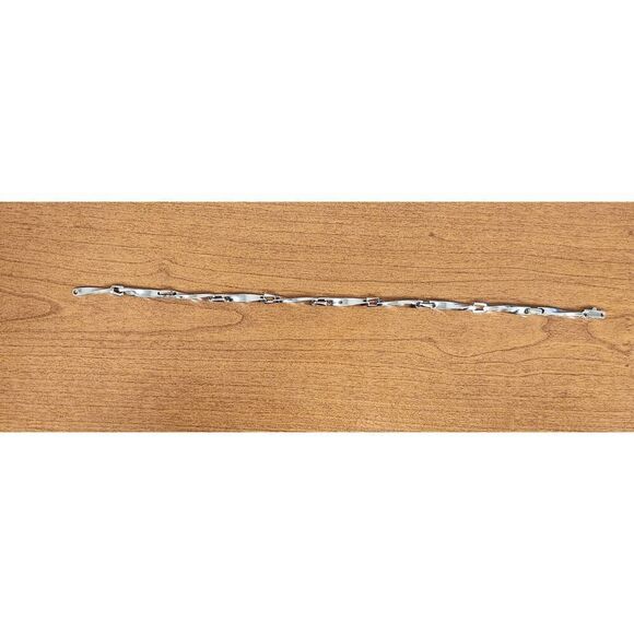 Vintage Salvatore Ferragamo Twisted Rectangular Silver Links 16 Inches - Picture 5 of 8